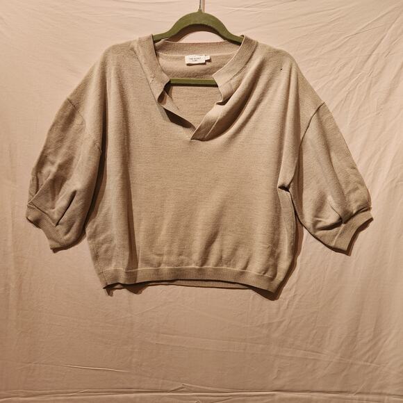 The Reset R Label Women’s Medium 100% Wool Beige Cropped Neutral Sweater - Picture 2 of 11